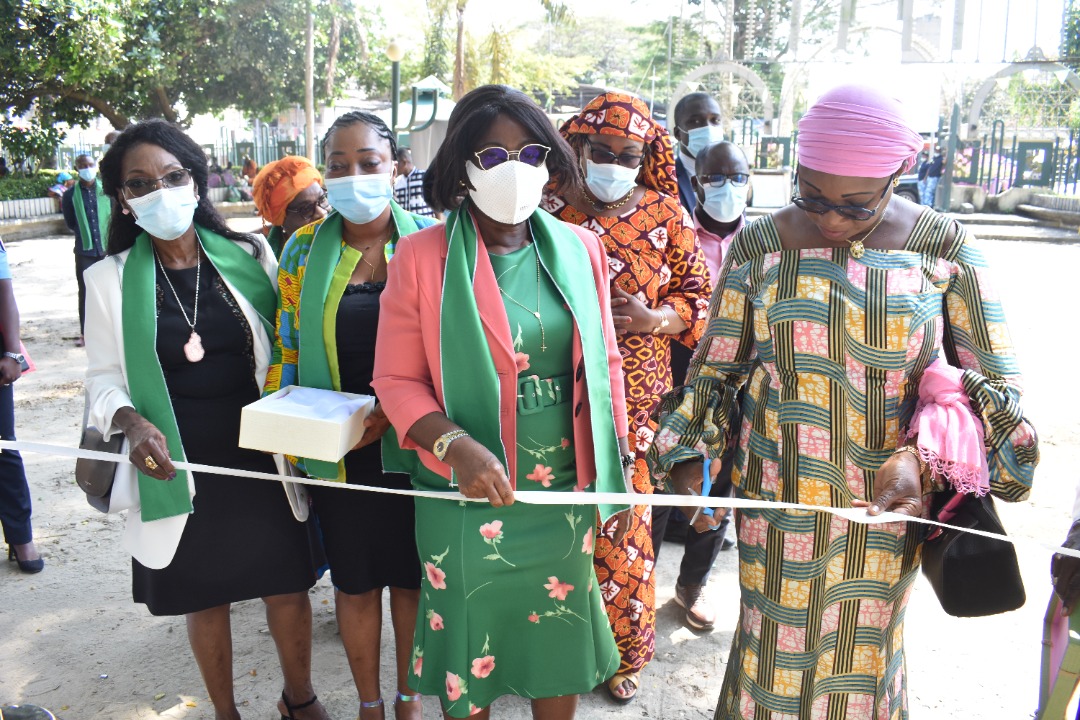 Lire la suite à propos de l’article L’Association des Femmes juristes de Côte d’Ivoire fête ses 35ans au service du Droit.